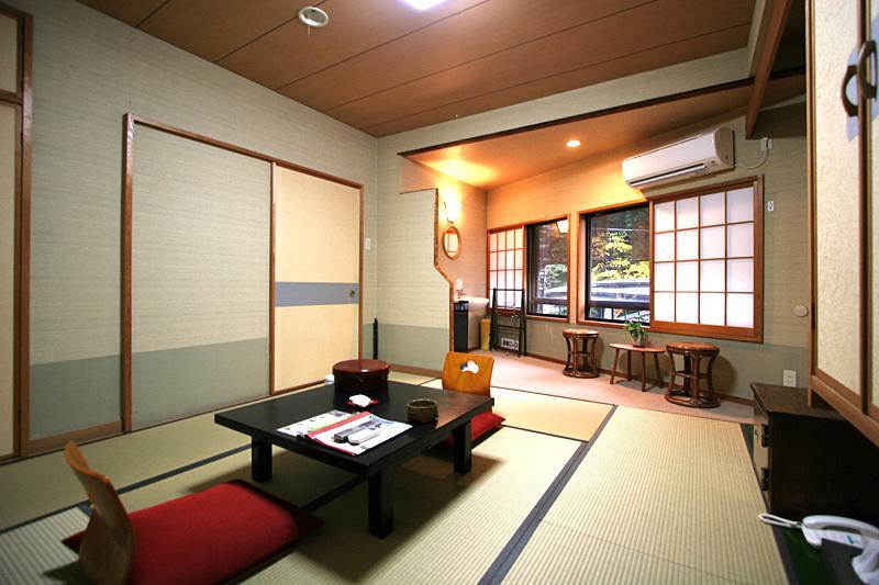 Masutomi Ryokan Hakone Zimmer foto
